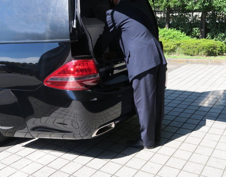 お車でのお迎え